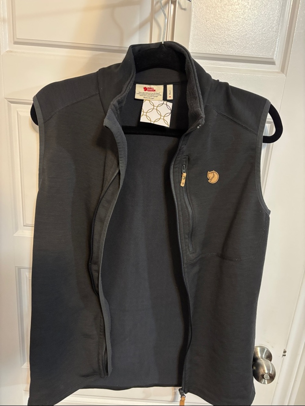 Fjallraven Men's Black Outdoor Fleece Vest
